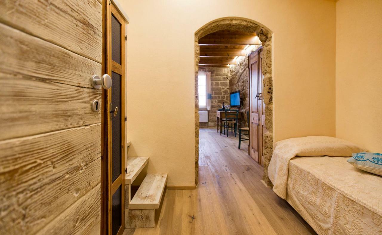 Grand Suite Gioberti Elegante Nel Cuore Di Альгеро Экстерьер фото